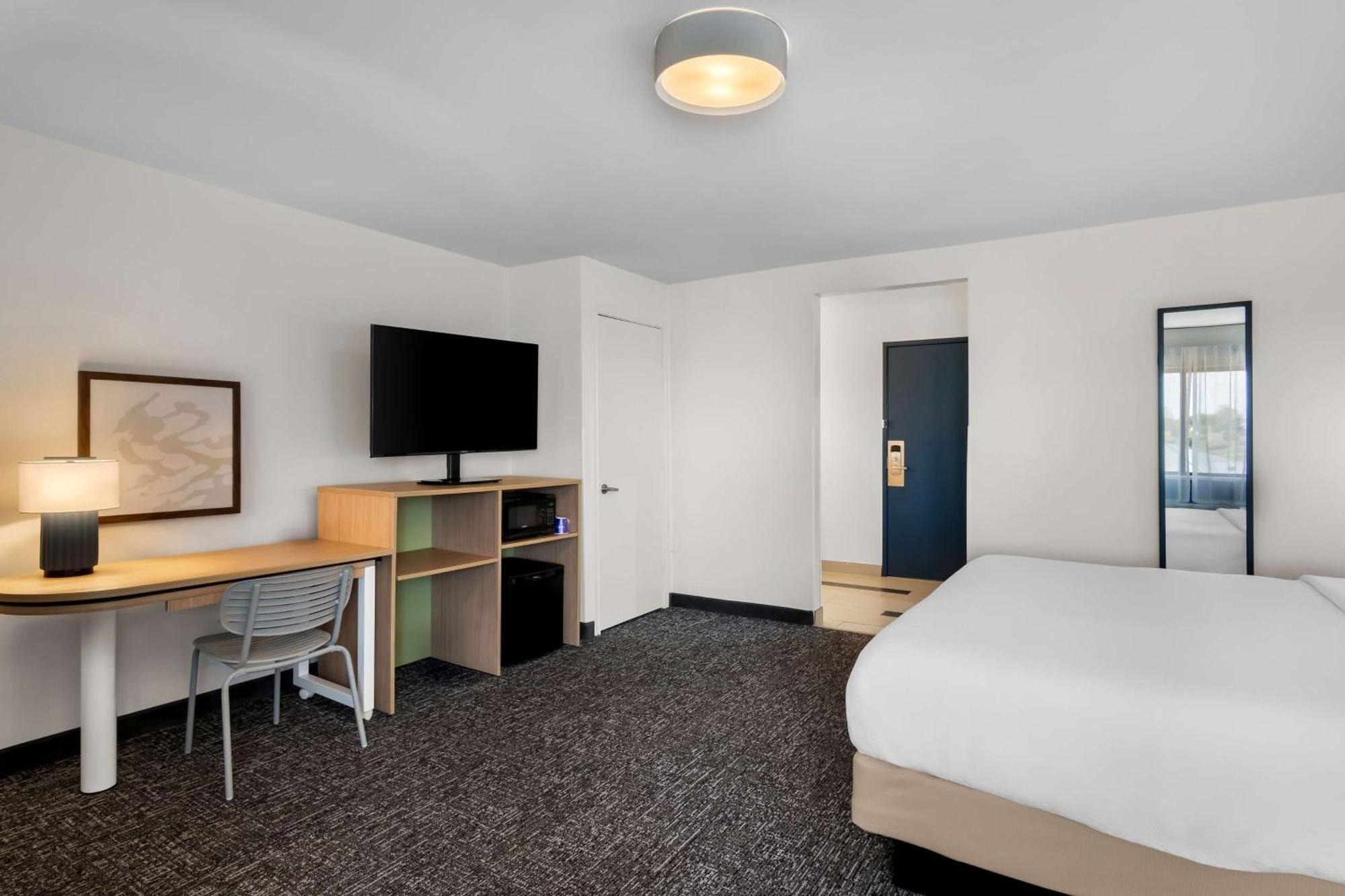 Spark By Hilton Grapevine Dfw North מראה חיצוני תמונה